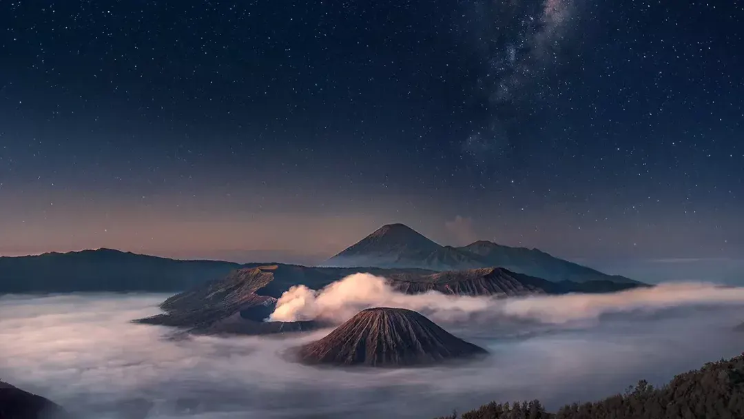 Bromo Midnight Photo